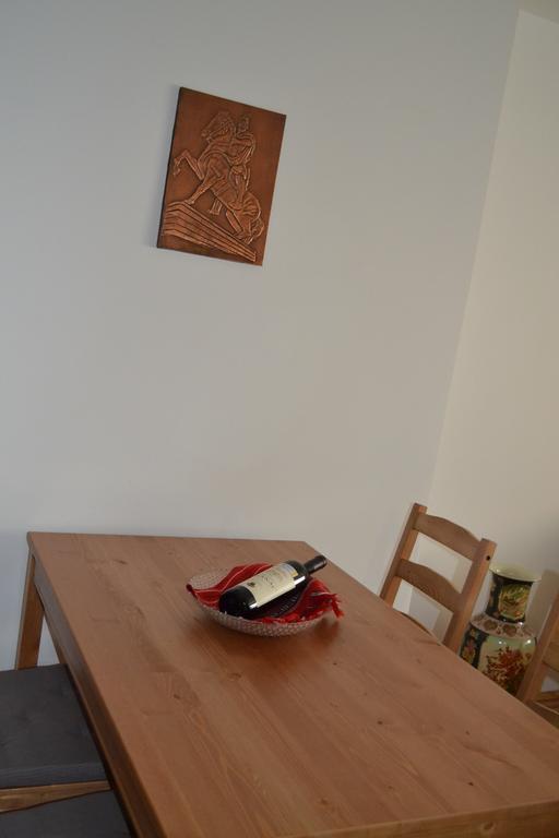 Apartment Gashi Пристина Екстериор снимка