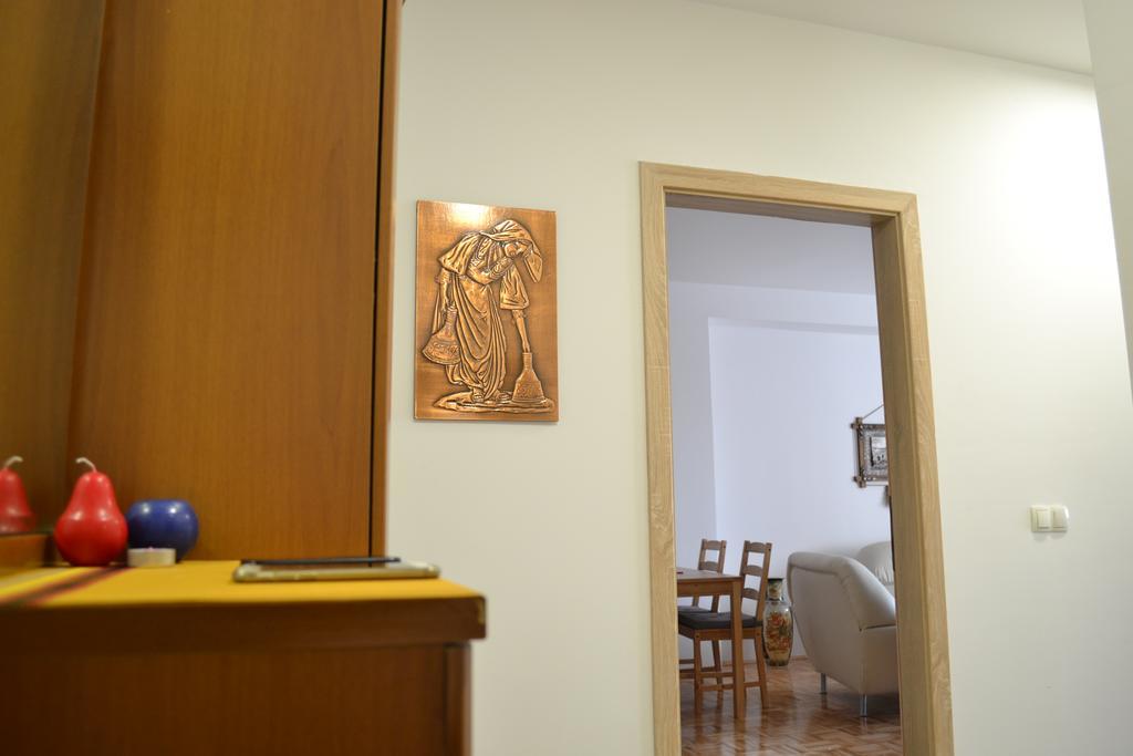 Apartment Gashi Пристина Екстериор снимка